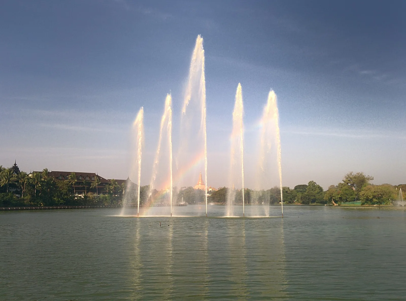Lac Kandawgyi