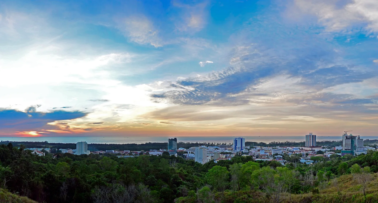 Panorama de Miri depuis Canada Hill