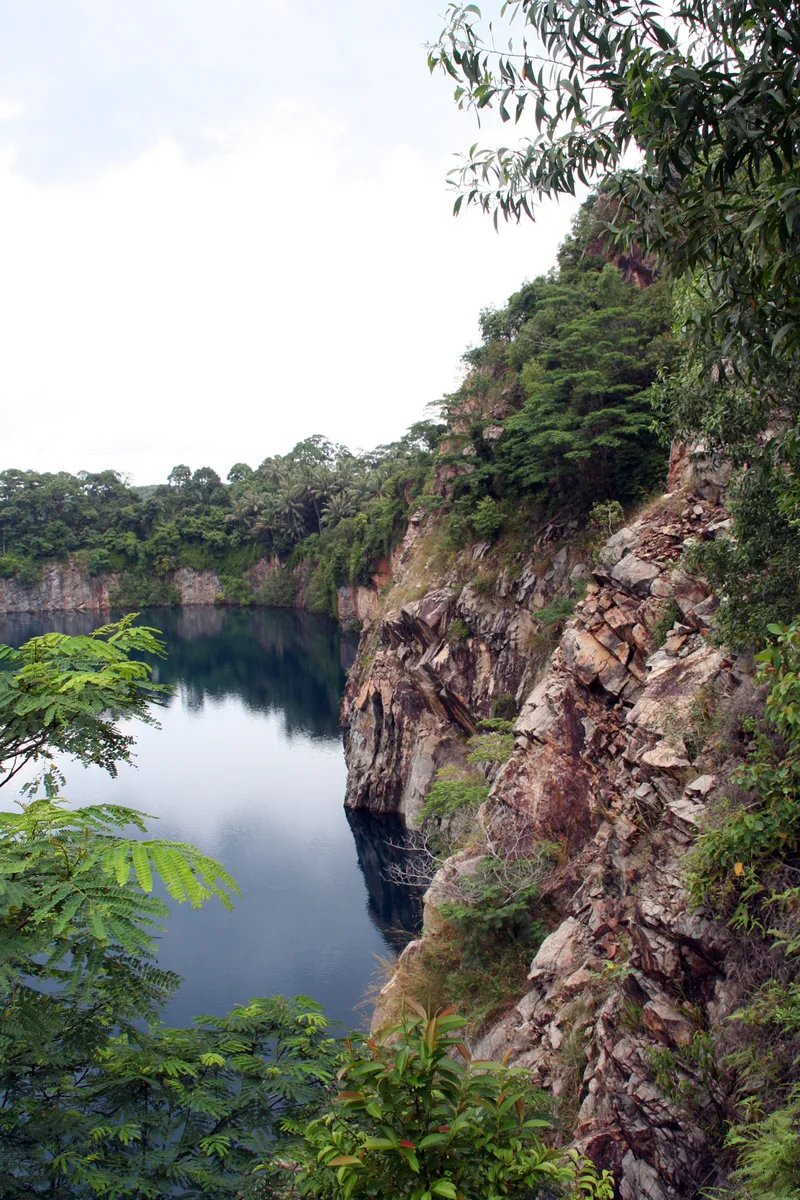 Vue de la carrière d’Ubin depuis le sud-est