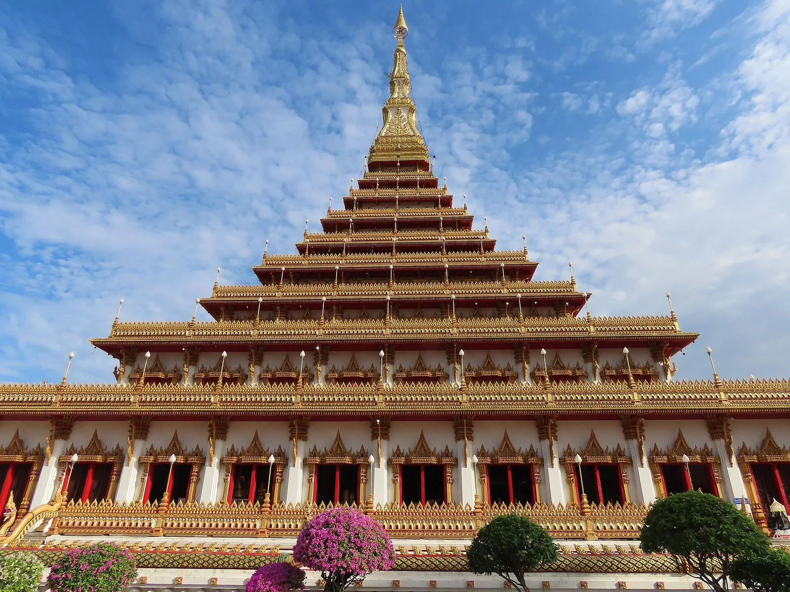 Phra Mahathat Kaen Nakhon