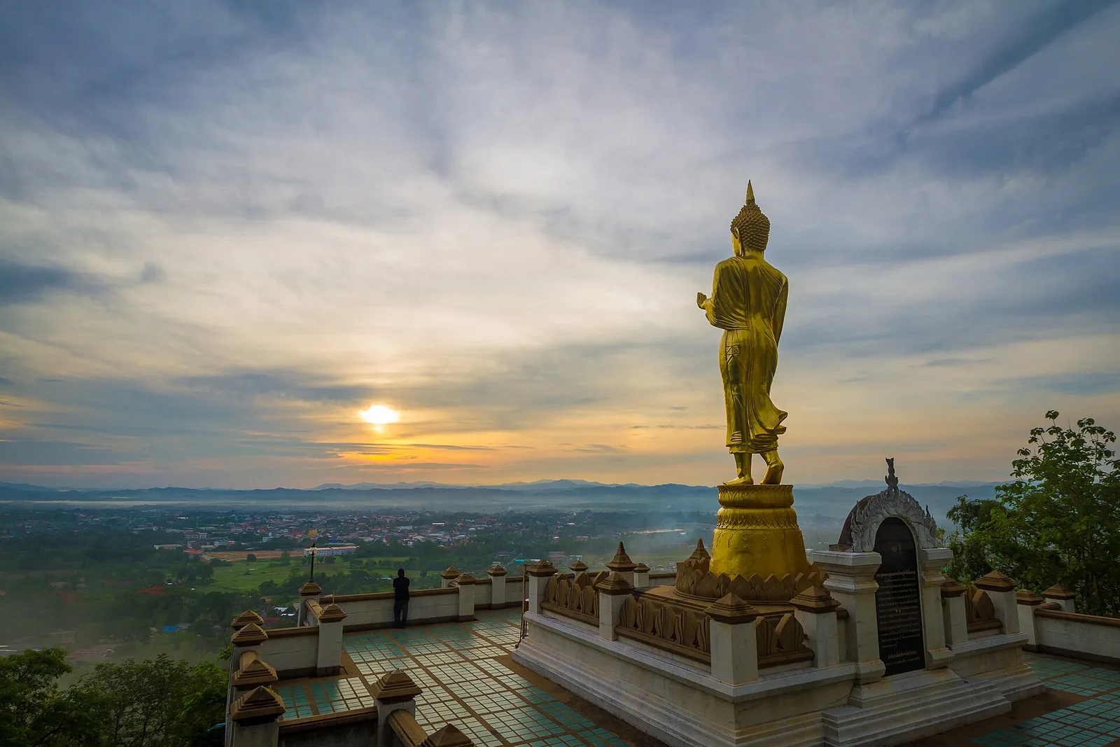 Wat Phra That Khao Noi