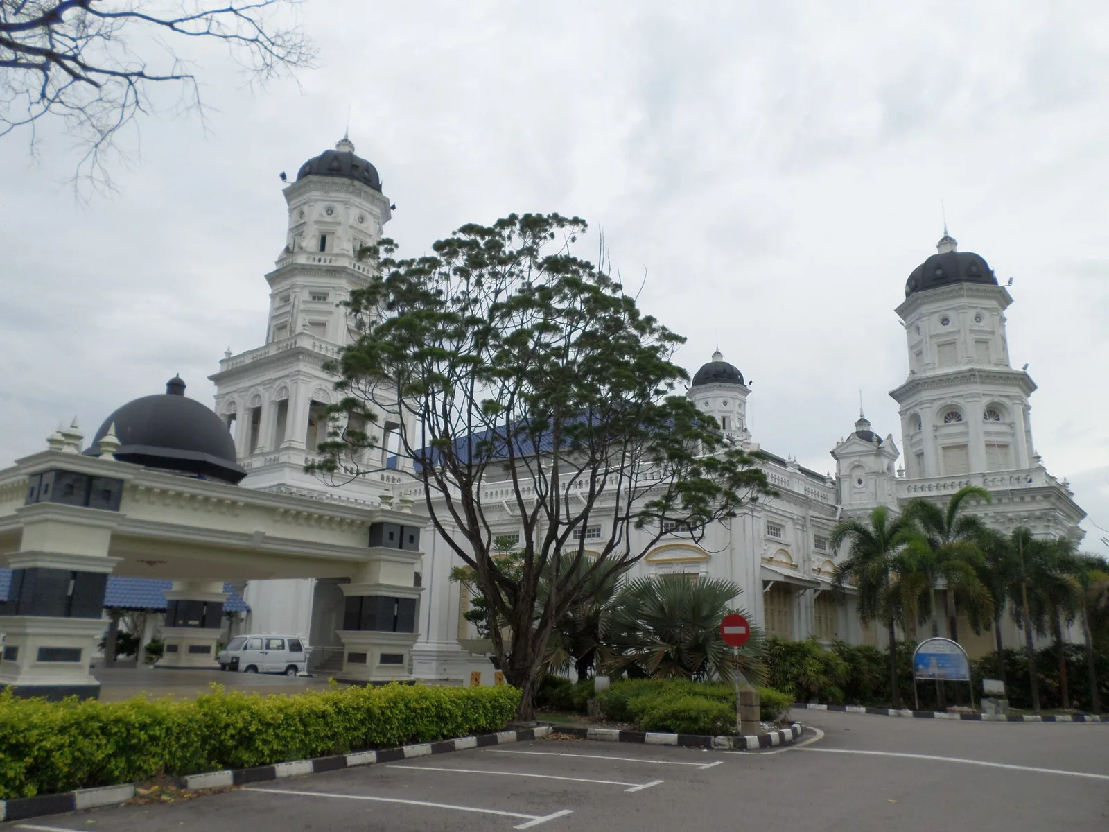 Mosquée d’État Sultan Abu Bakar
