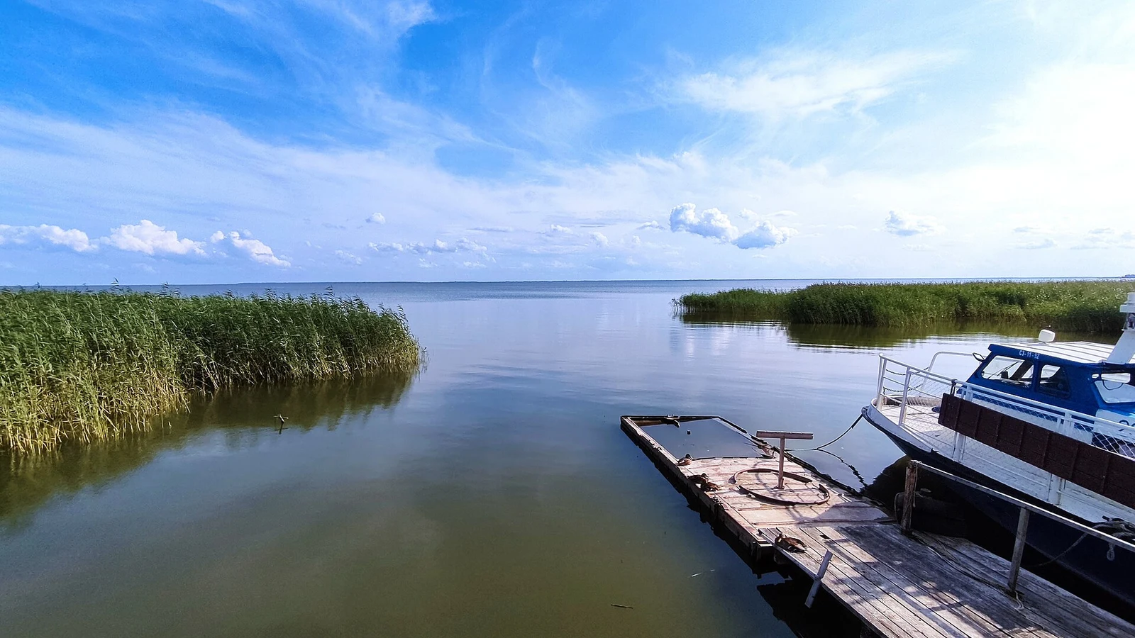 Orillas de la laguna de Curlandia
