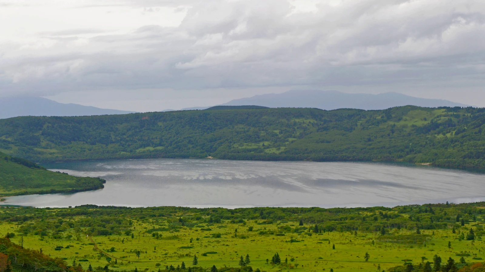 Caldeira du volcan Golovnine