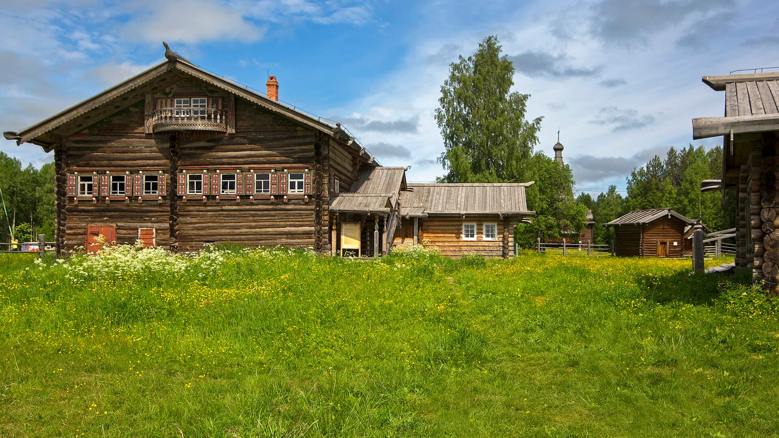 Museum of wooden architecture of Malyé Korely