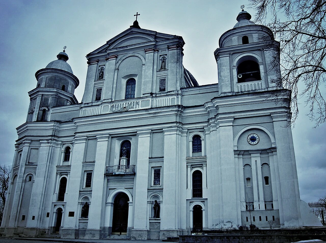 Cathédrale Saints-Pierre-et-Paul de Loutsk — Photographie patrimoniale : elle ne garantit pas l’état actuel du lieu.
