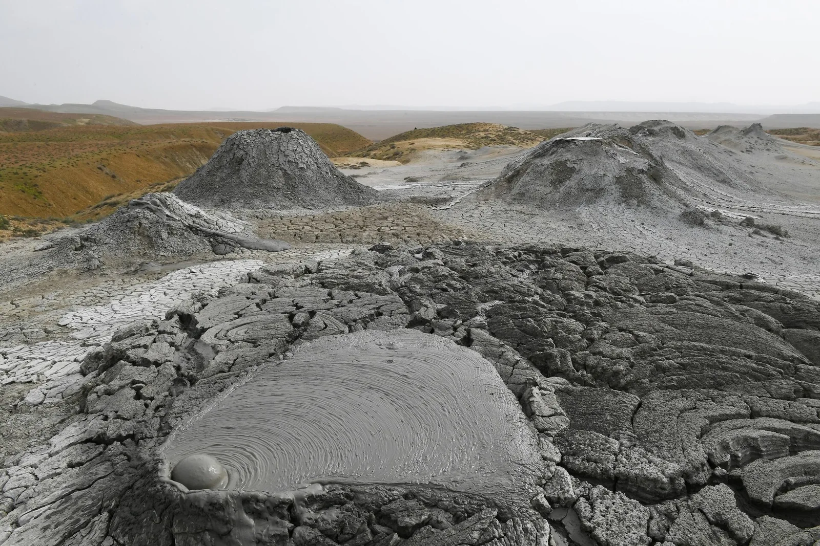 Volcans de boue de Gilinj, près du complexe touristique de Gobustan