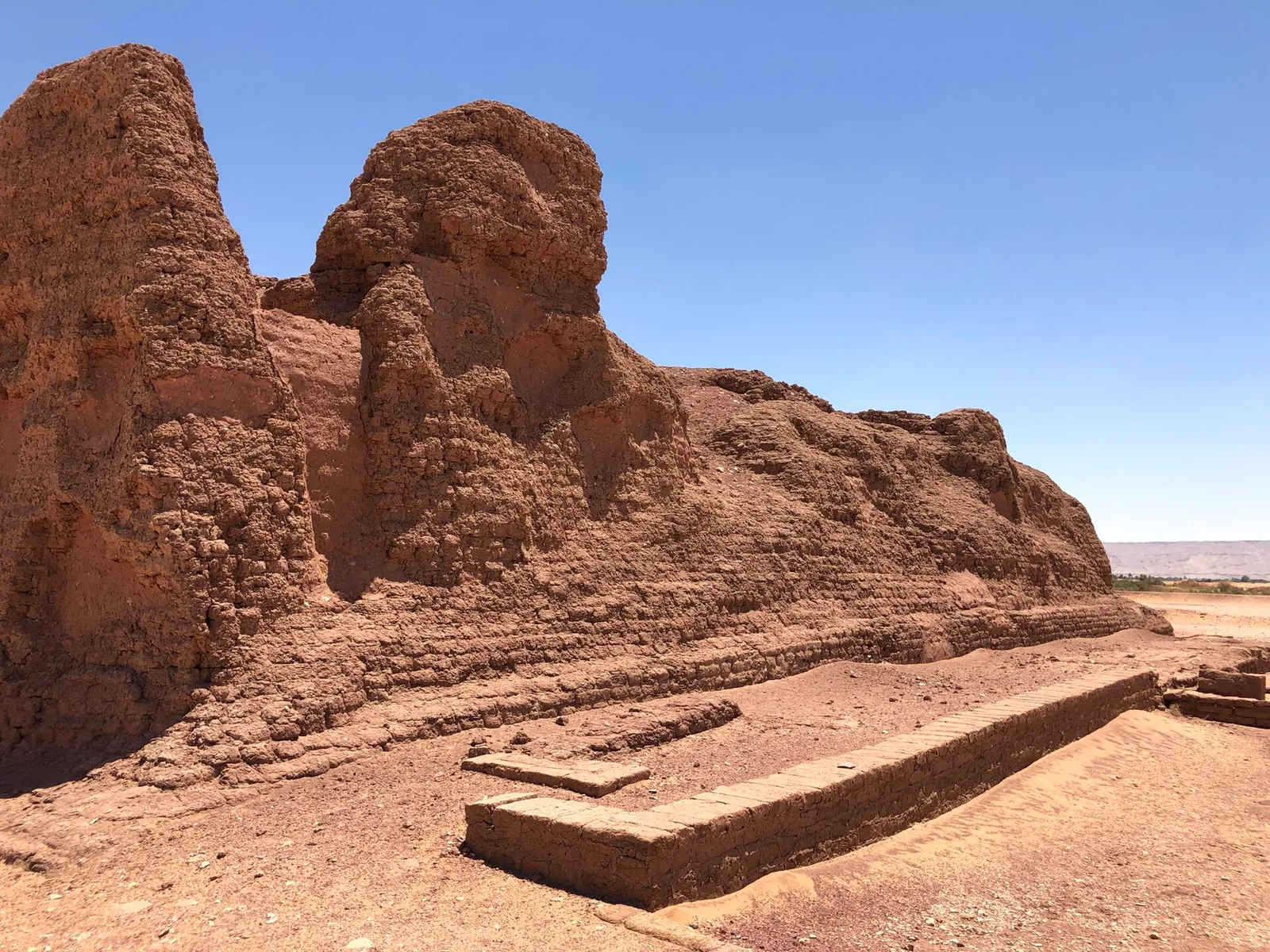 Tombes de la nécropole de Qila el-Dabba près de Balat