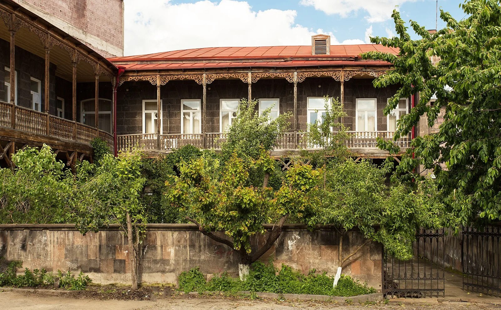 Galería de las hermanas Aslamazyan