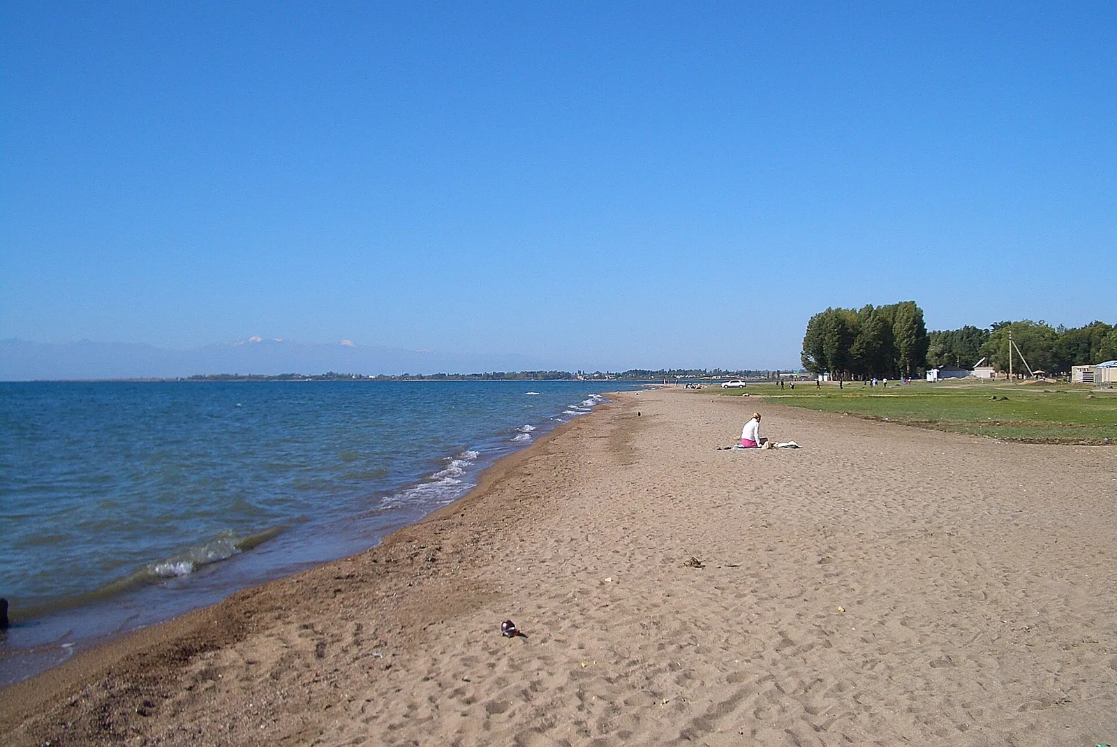 Plage de Tamchy, rive nord d’Issyk-Koul