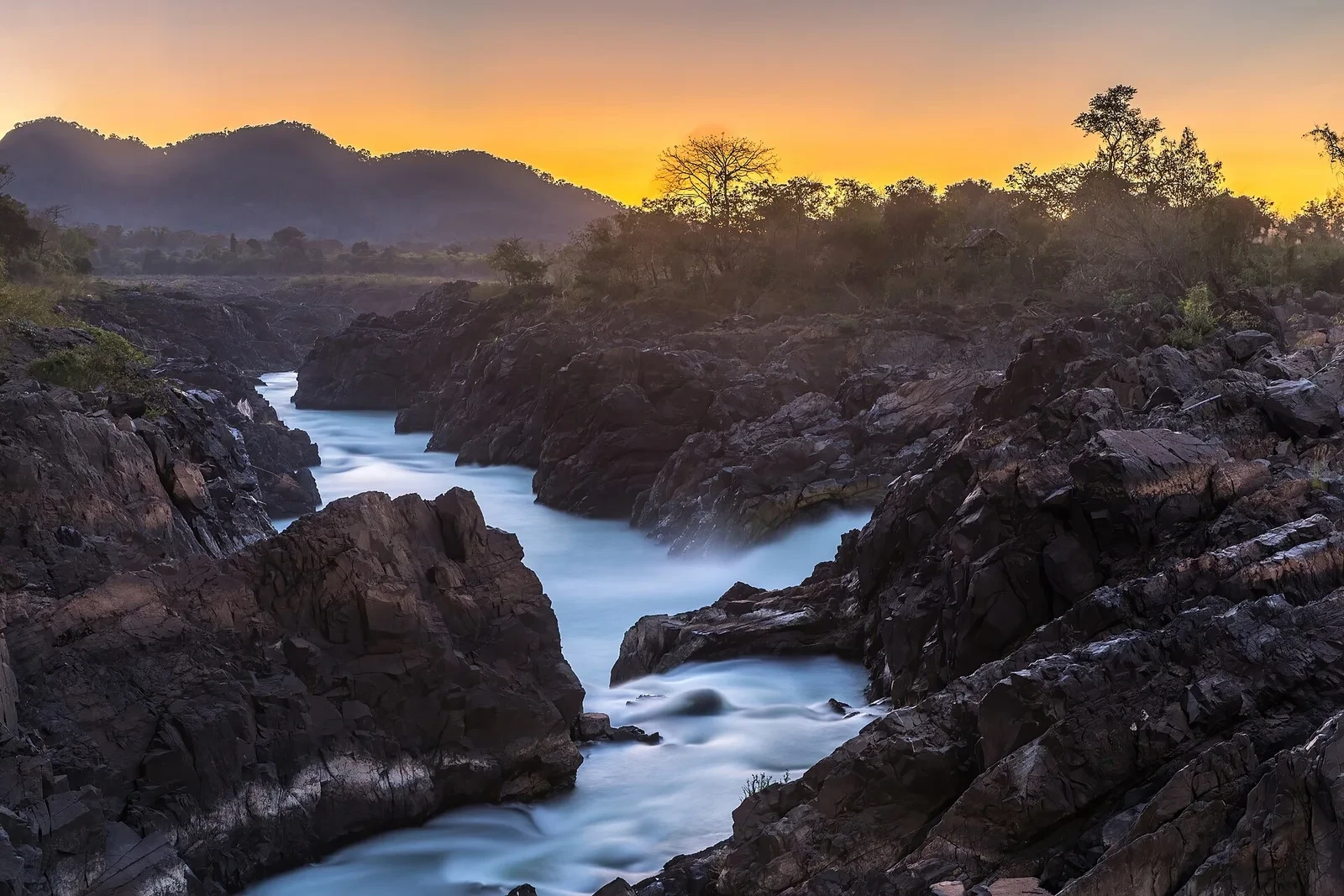 Li Phi Waterfalls