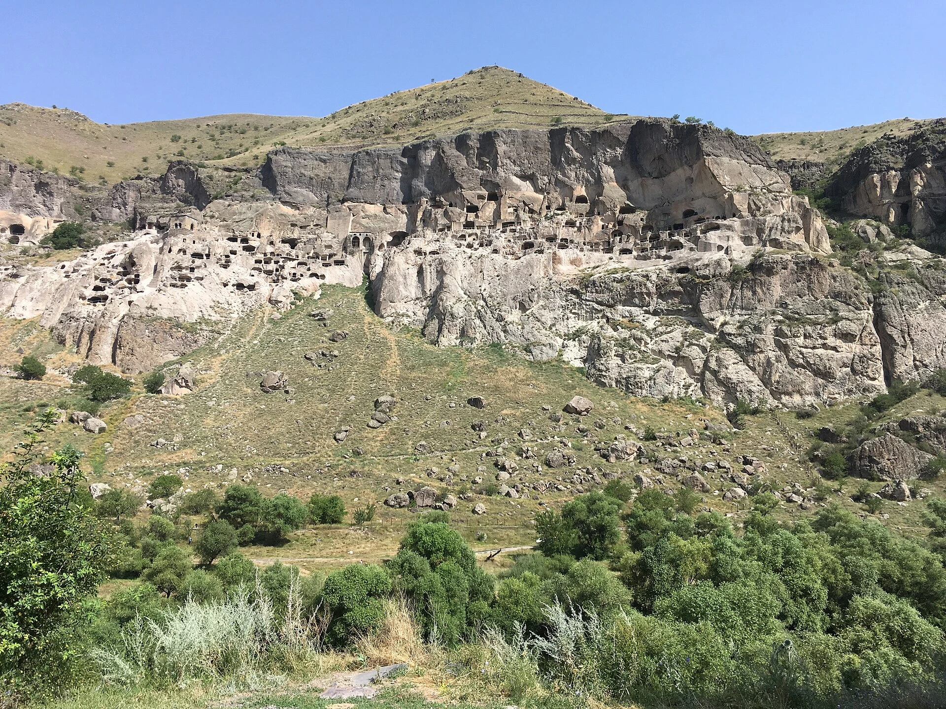 Vardzia