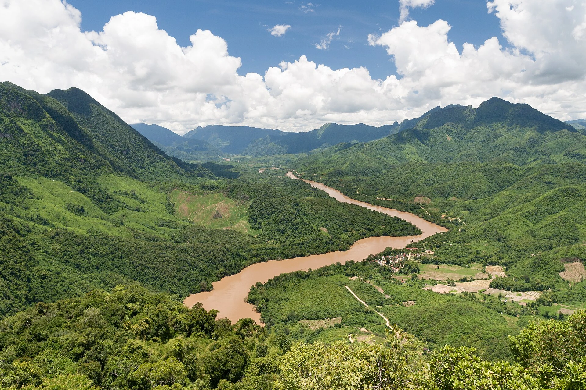 Río Nam Ou