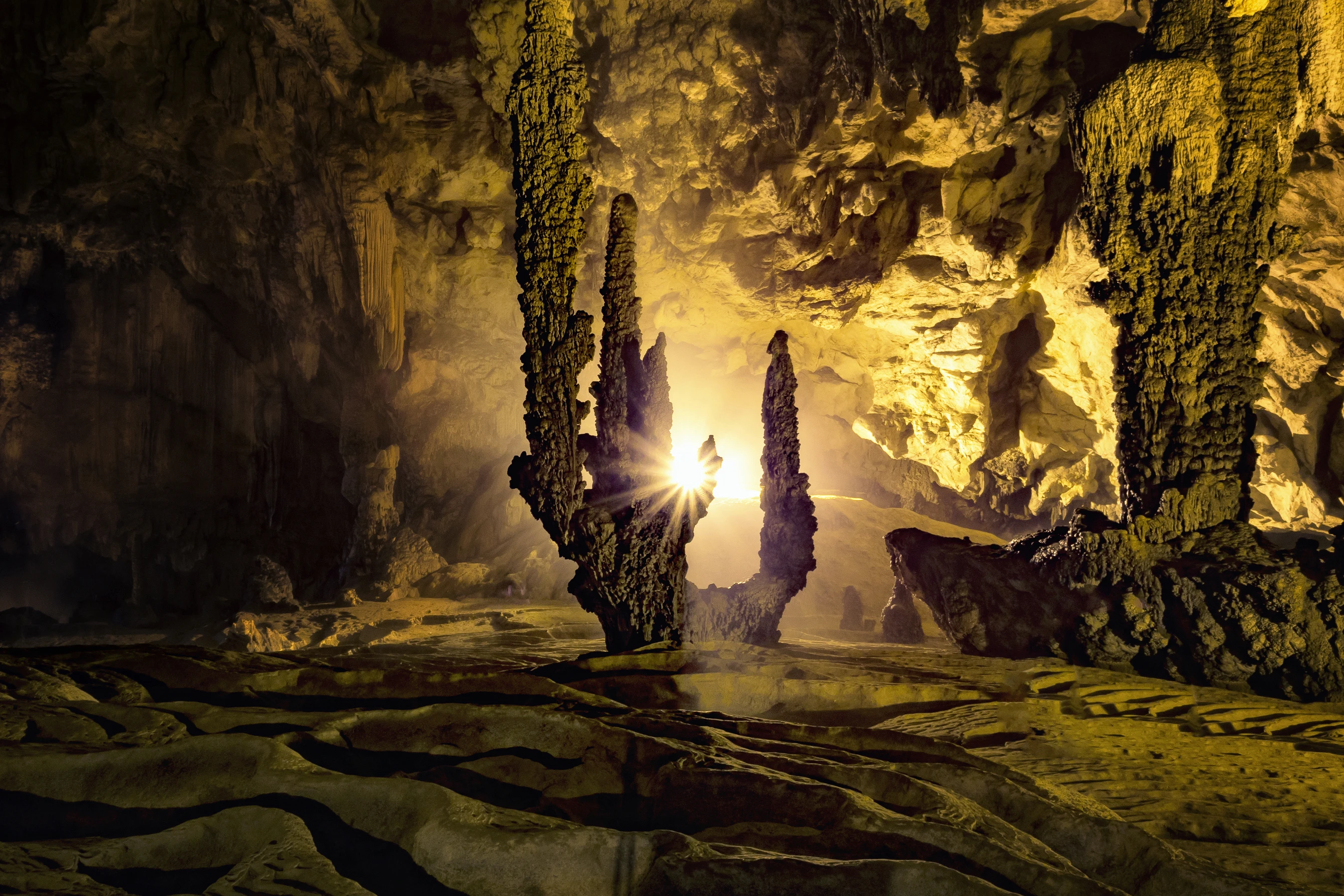Cueva de Ngườm Ngao