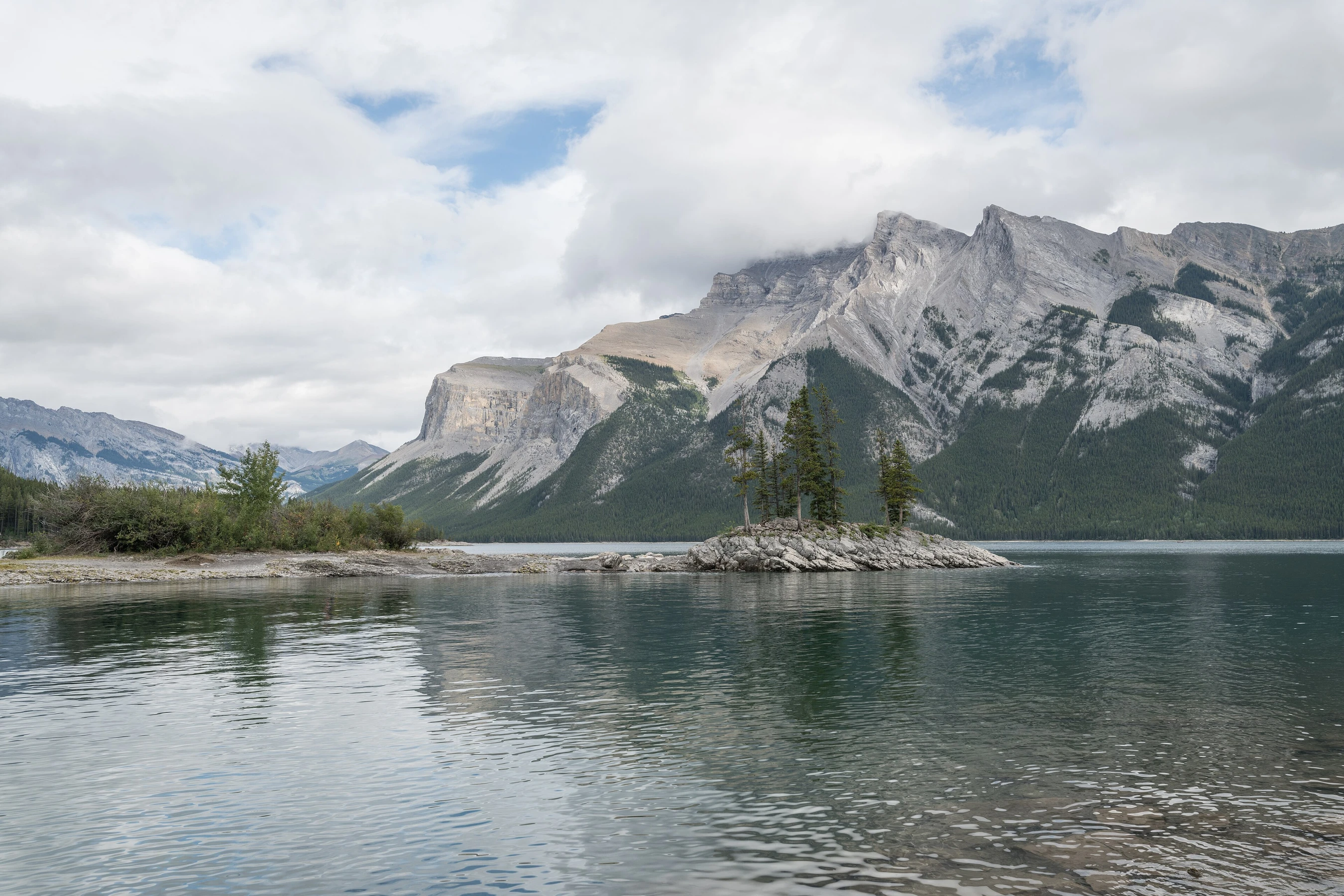 Lake Minnewanka - Banff et vallée de la Bow