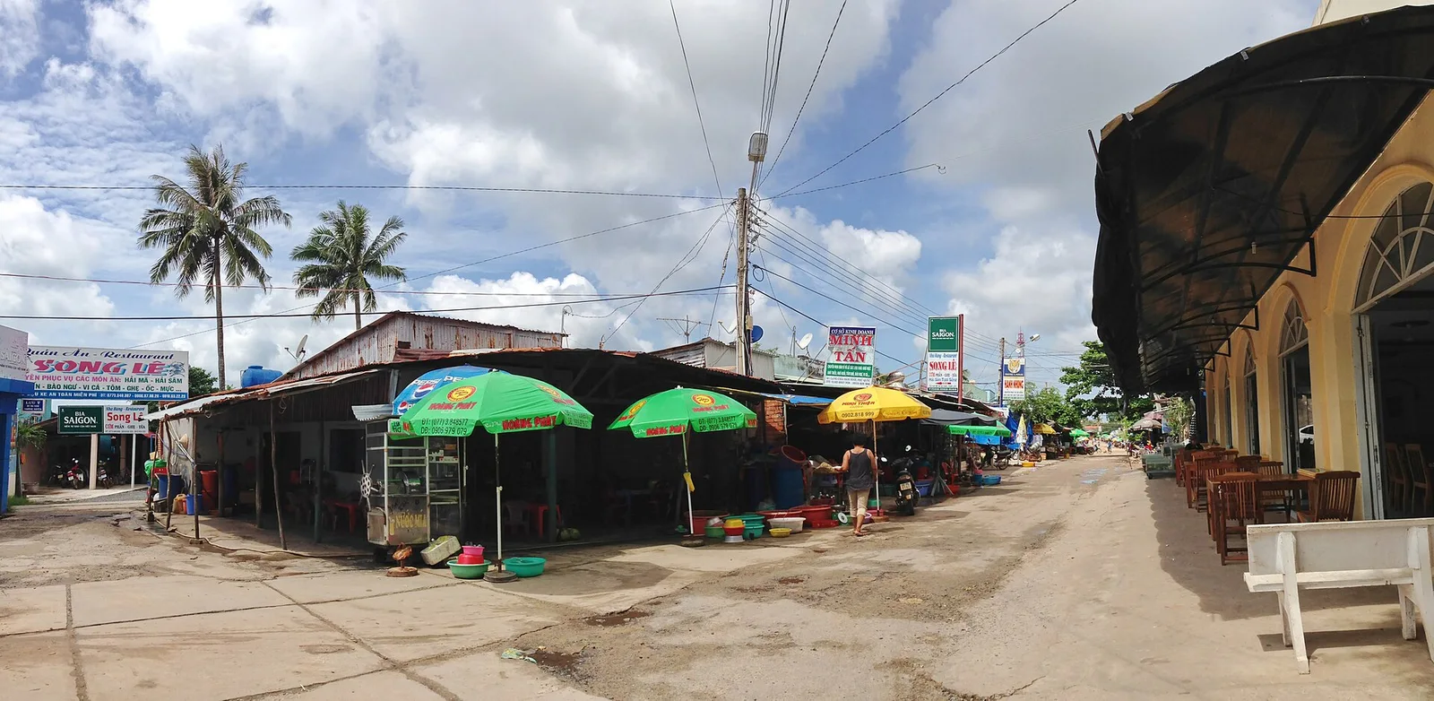 Village de pêche de Hàm Ninh