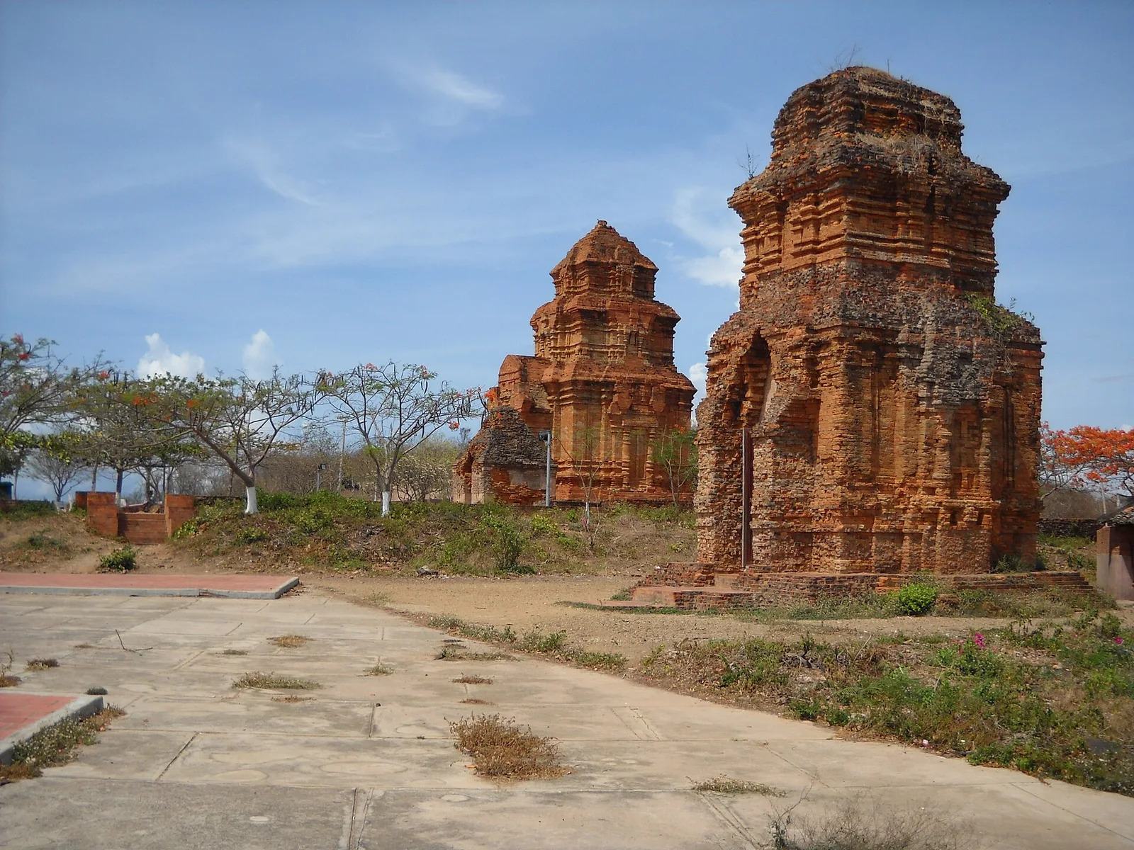 Torres de Po Sah Inu