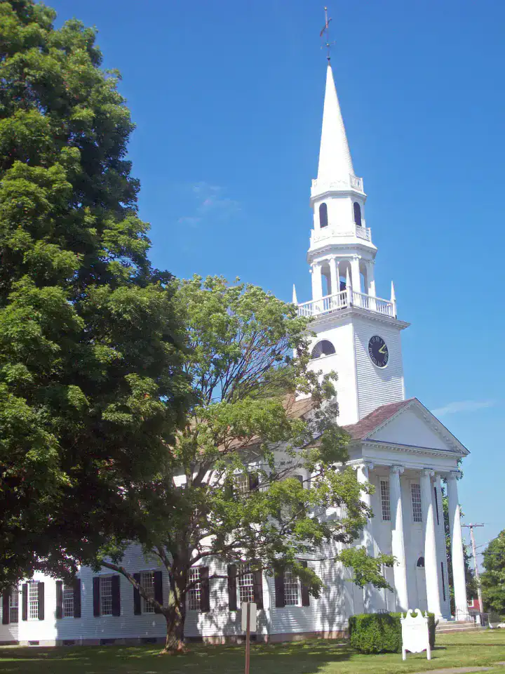Litchfield Historic District - Litchfield Hills