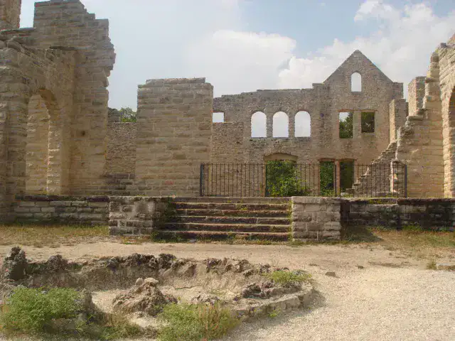 Ha Ha Tonka State Park - Lake of the Ozarks