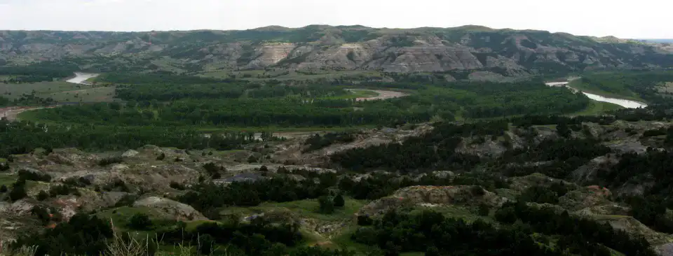 Little Missouri River - Theodore Roosevelt National Park
