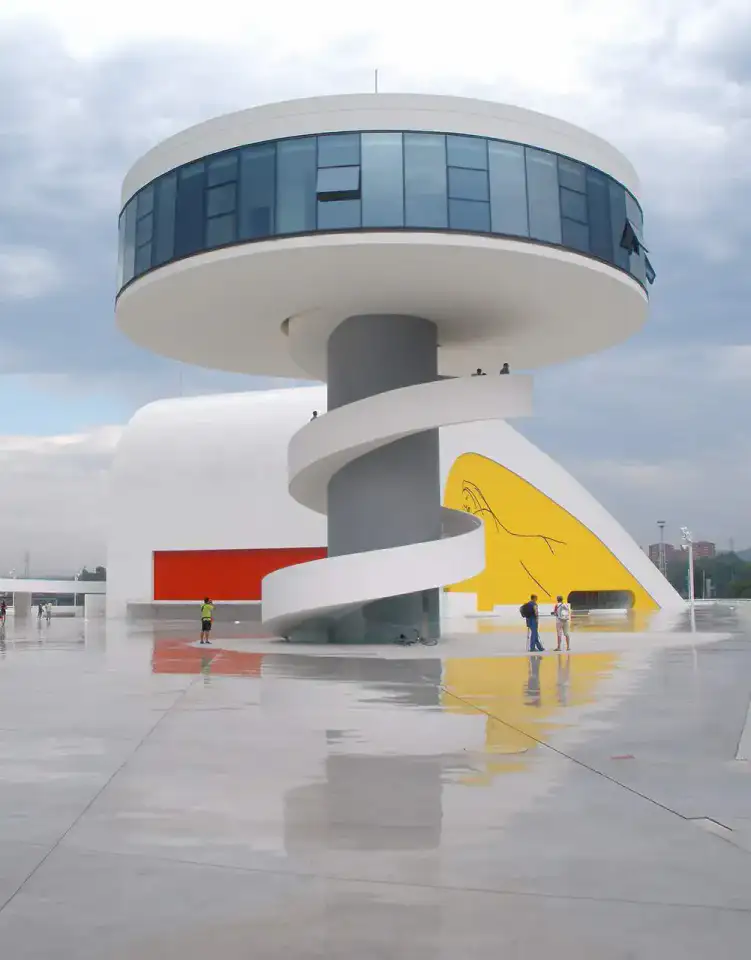 Centre Niemeyer - Avilés et Cabo Peñas