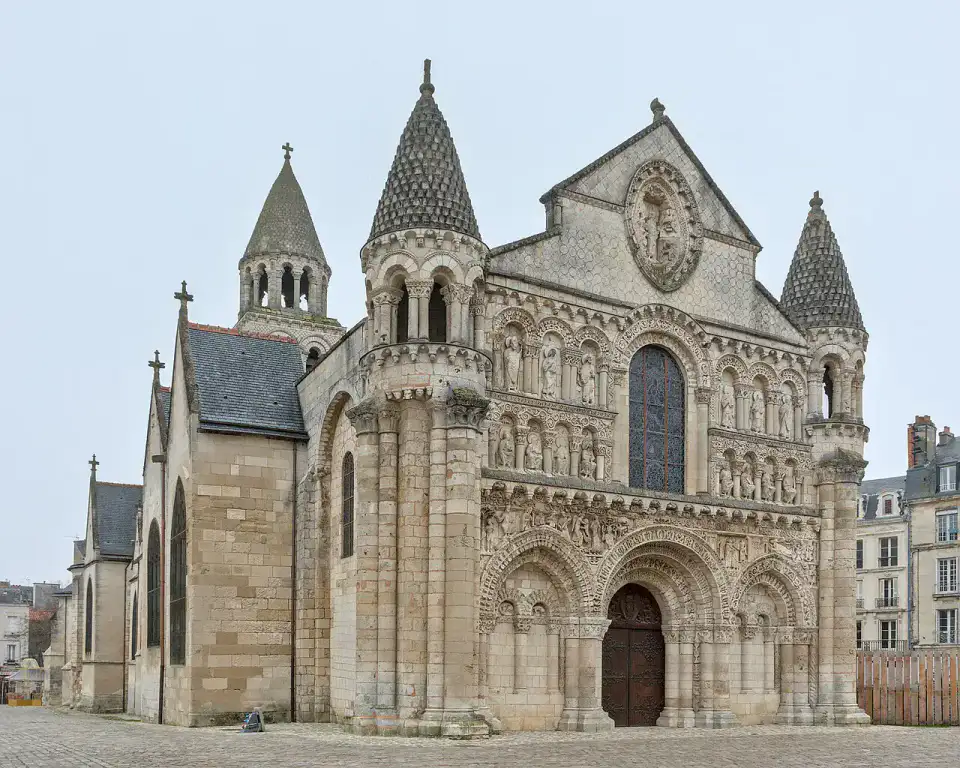 Église Notre-Dame-la-Grande de Poitiers — Poitiers et Futuroscope