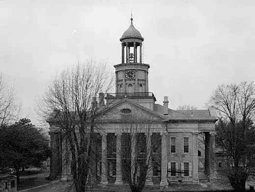 Old Courthouse Museum - Vicksburg