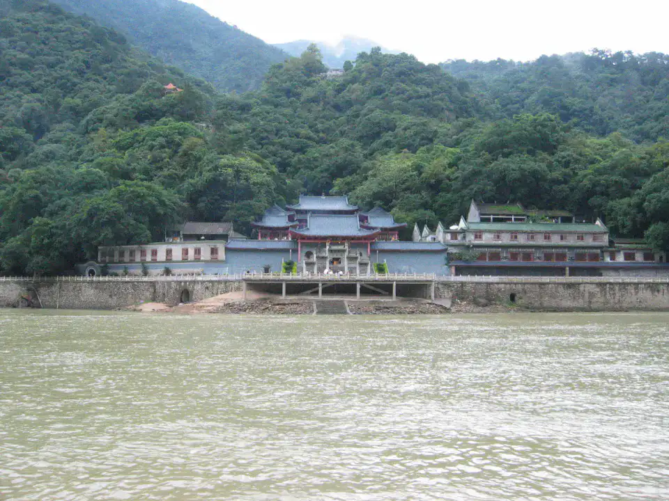 Temple Feilai - Dêqên et monts Meili