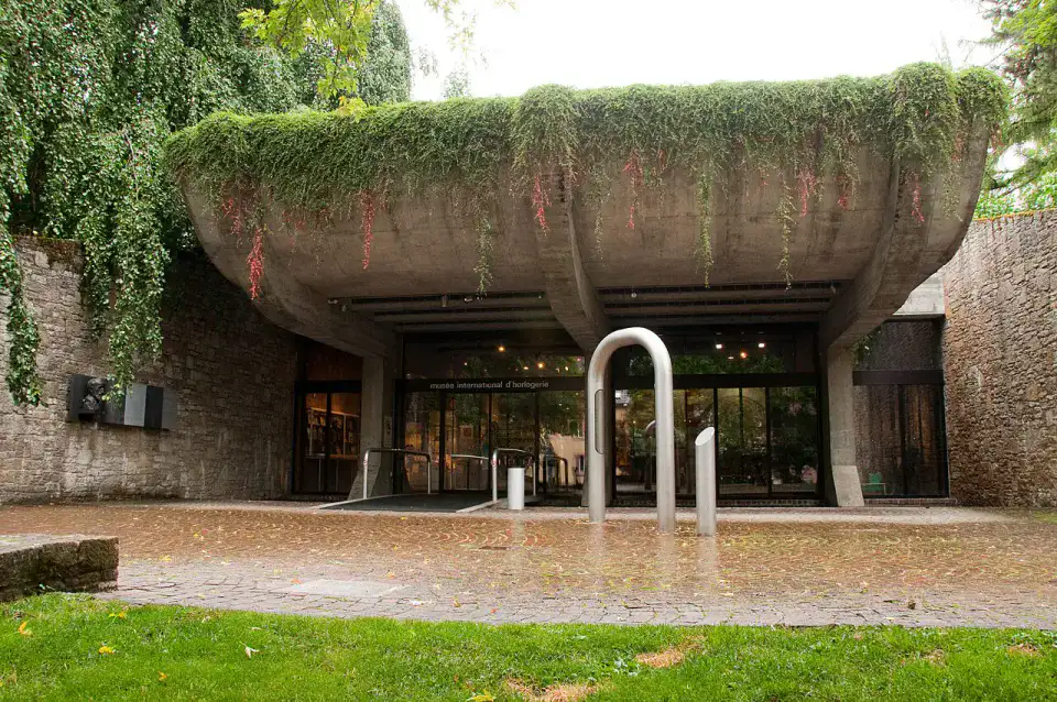 Musée international d'horlogerie - La Chaux-de-Fonds, Le Locle et horlogerie