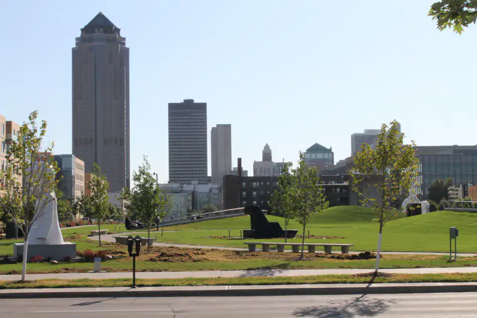 Pappajohn Sculpture Park - Des Moines