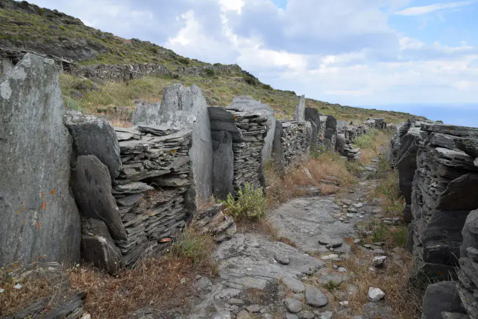 Sentier pavé sur l’île d’Andros