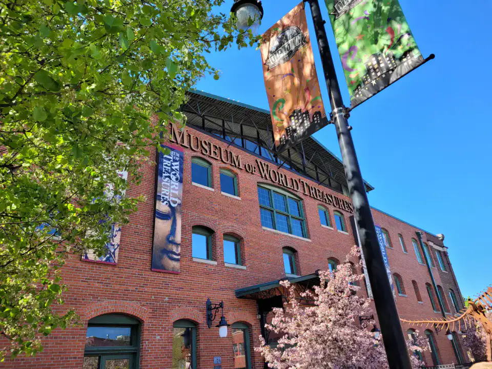 Museum of World Treasures - Wichita