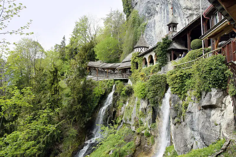 Grottes de Saint-Béat - Thoune, Spiez et lac de Thoune