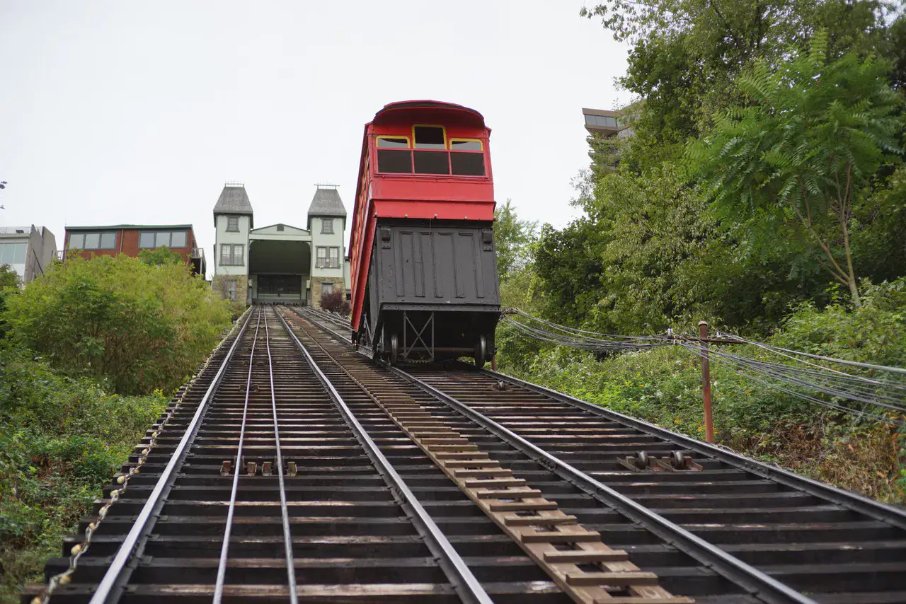 Duquesne Incline - Pittsburgh