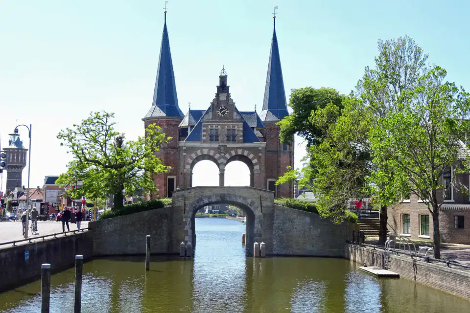 Sneek - Leeuwarden et lacs frisons