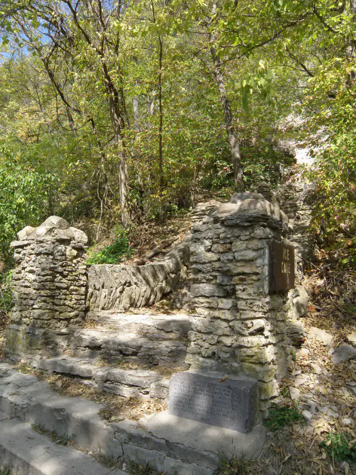 Ice Cave Hill Park - Decorah et Driftless Area