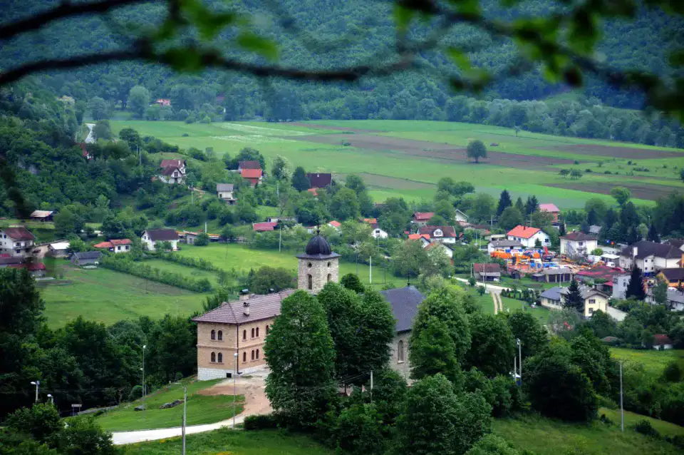 Krupa na Vrbasu — Banja Luka et canyon du Vrbas