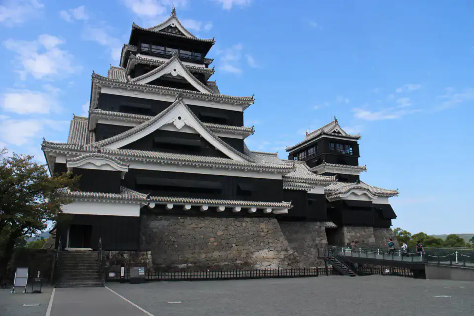 Château de Kumamoto - Kumamoto et mont Aso