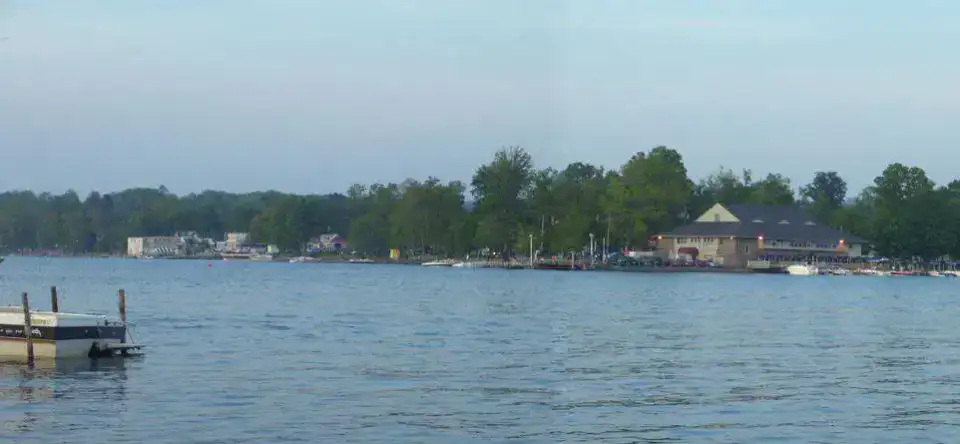Chautauqua Lake - Chautauqua et Lake Erie