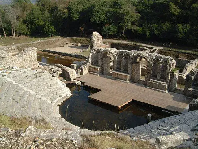 Lagune de Butrint — Butrint et Ksamil