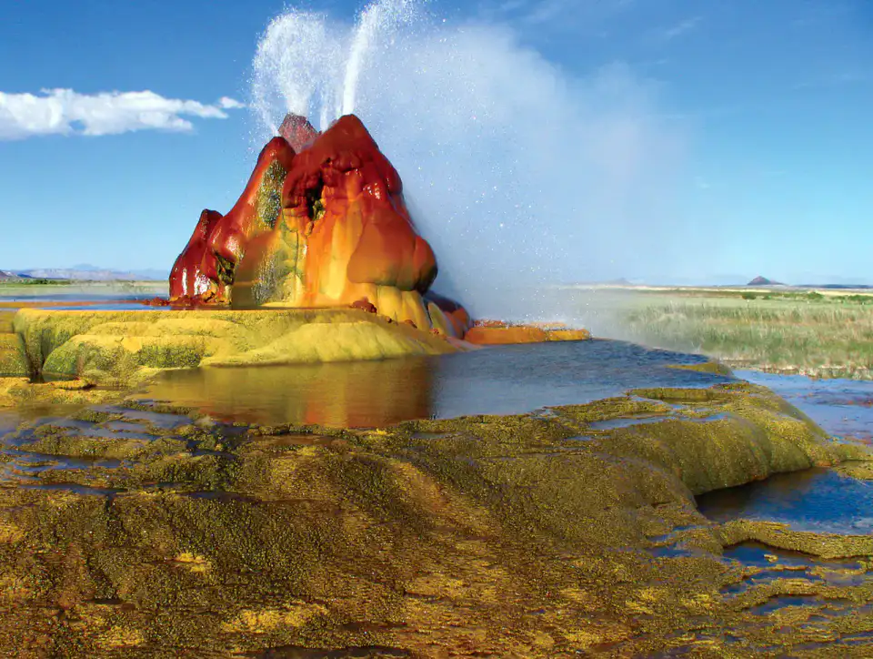 Fly Geyser - Black Rock Desert