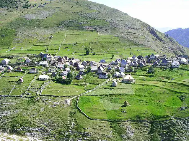Lukomir — Bjelašnica et Lukomir