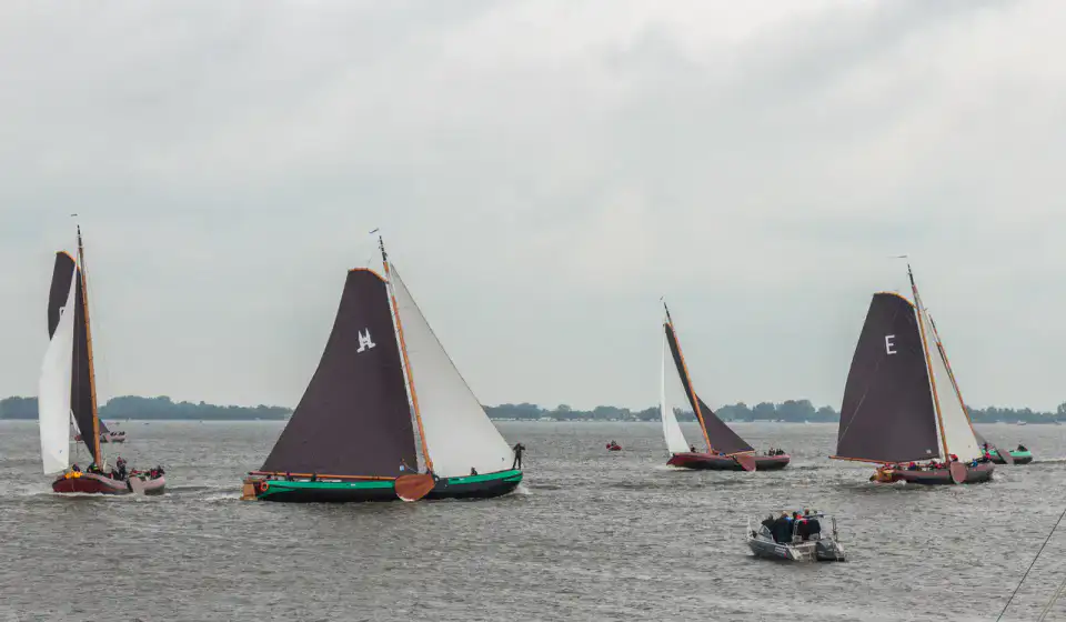 Sneekermeer - Leeuwarden et lacs frisons