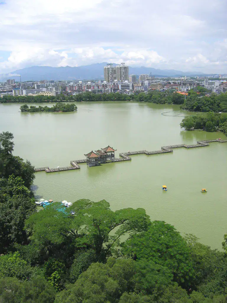 Lac de l'Ouest de Huizhou - Huizhou et mont Luofu