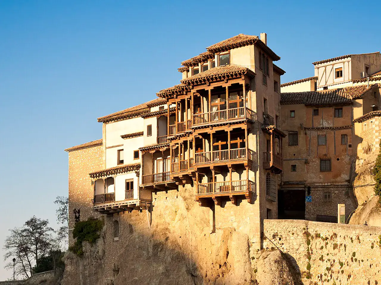 Cuenca et ses maisons suspendues
