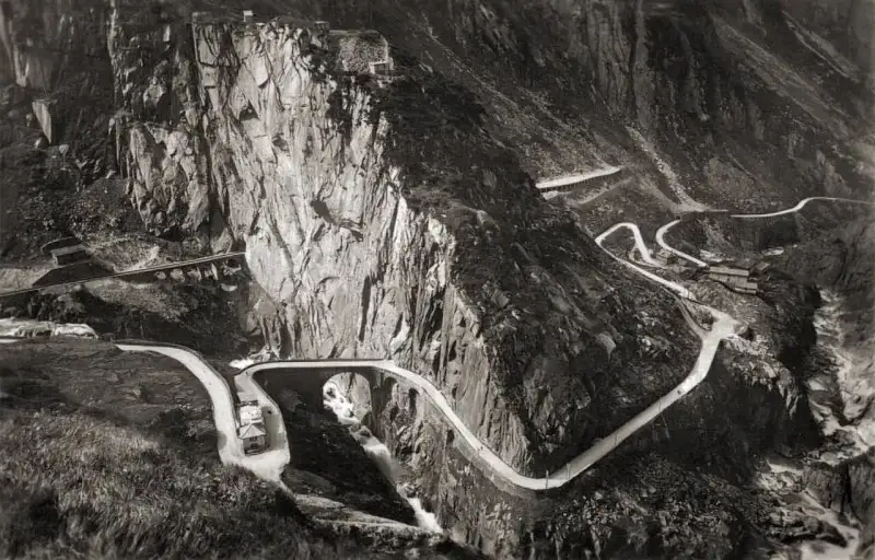 Gorges de Schöllenen - Andermatt et Gothard
