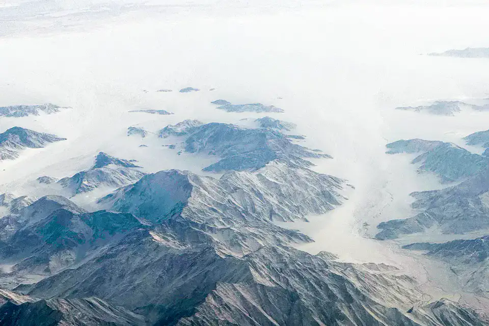 Altun Shan et bassin du Qaidam près de Mangya