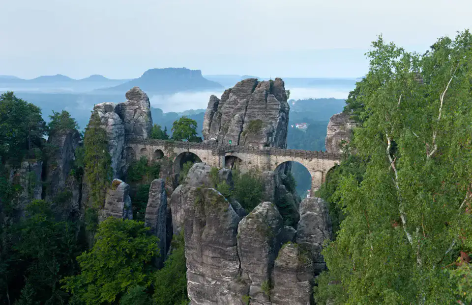 Elbe Sandstone Mountains - Elbe et frontière bohémienne