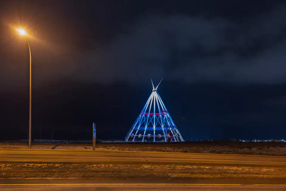 Saamis Tepee - Medicine Hat
