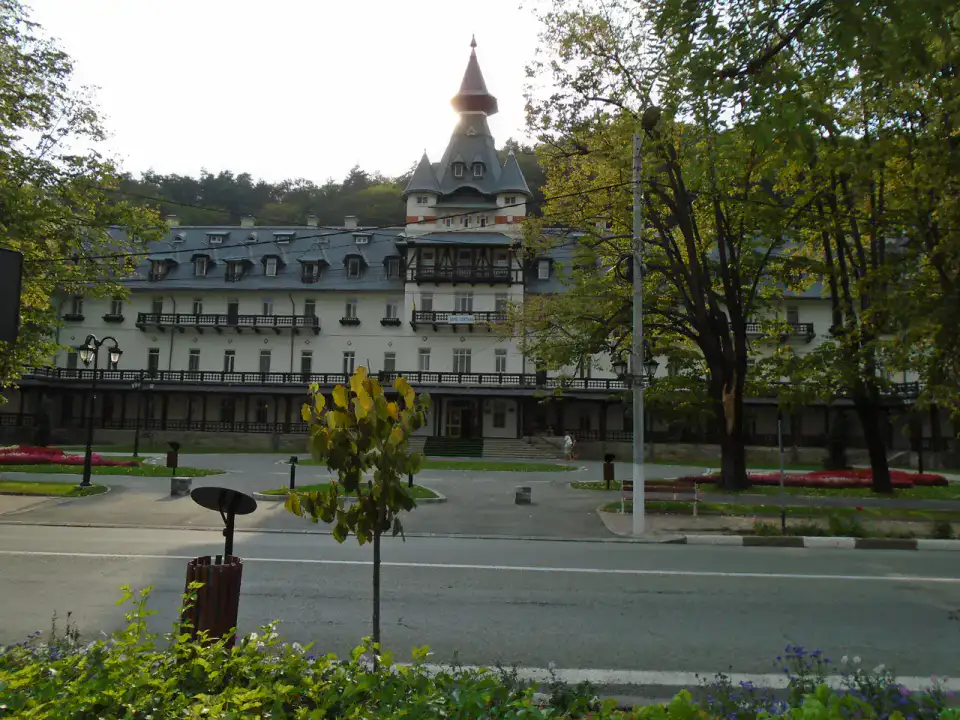 Călimănești-Căciulata — Horezu, Vâlcea et monastères d'Oltenie
